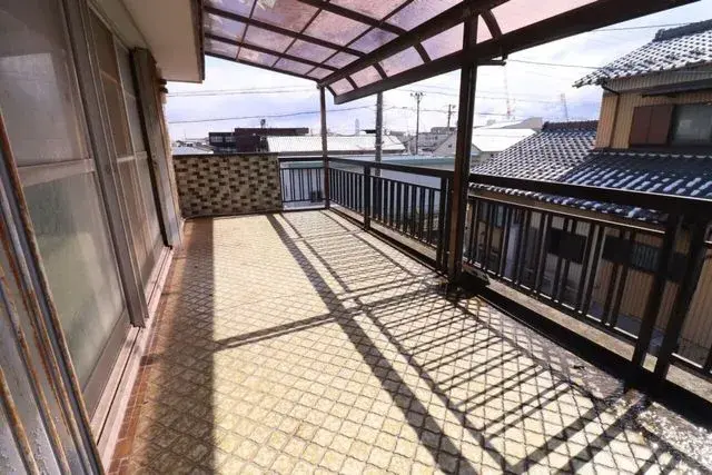Slide 4