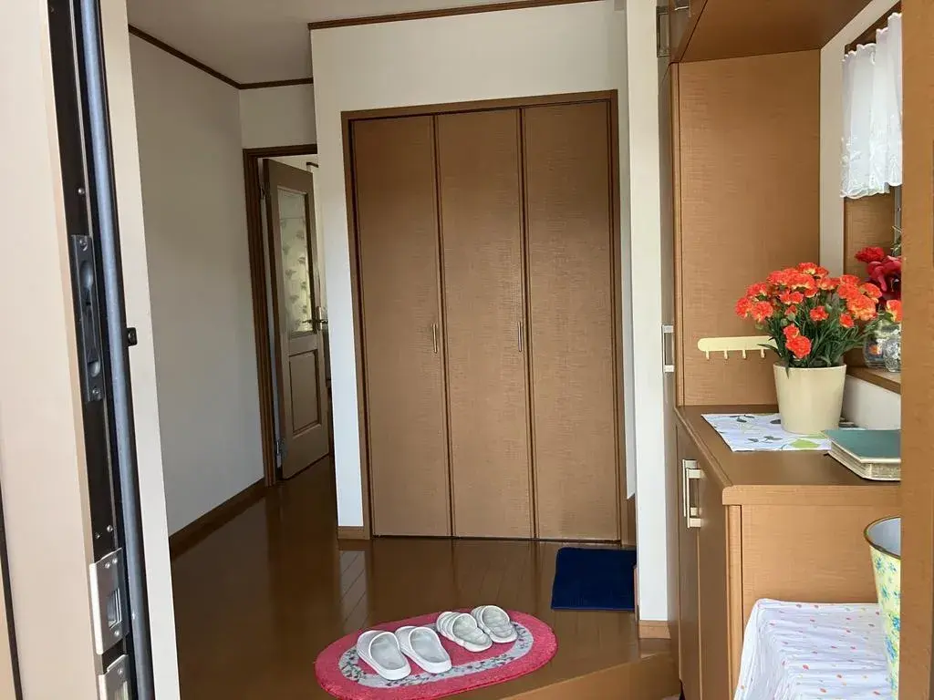 Slide 4