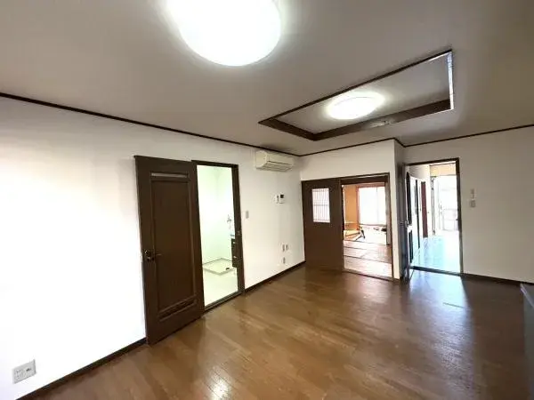Slide 4