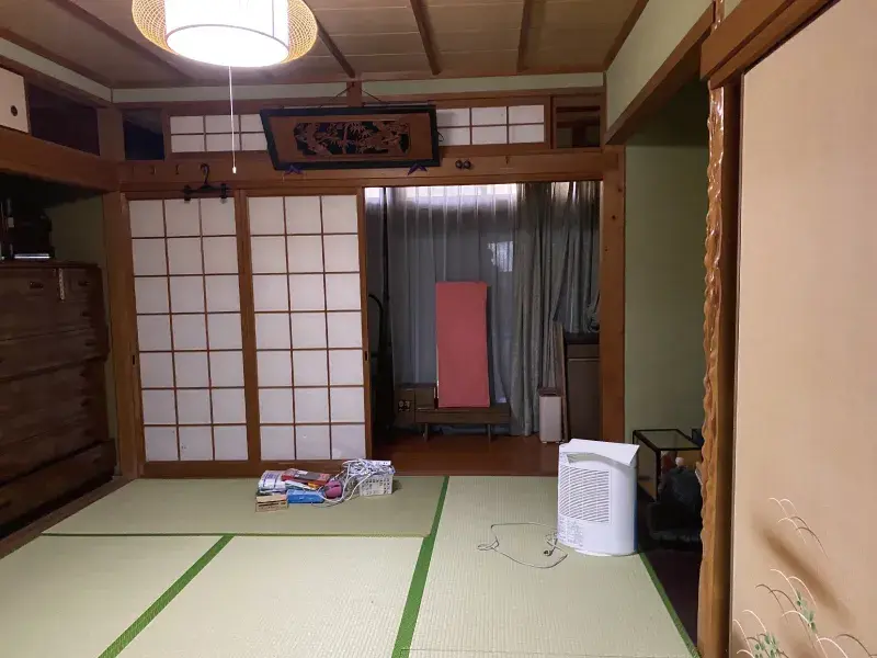 Slide 4