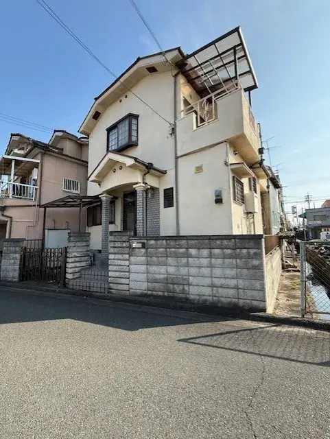 Slide 4