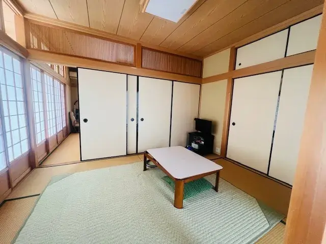 Slide 10