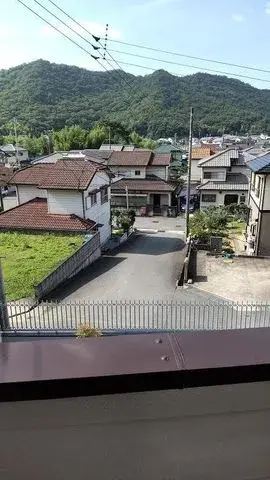 Slide 4