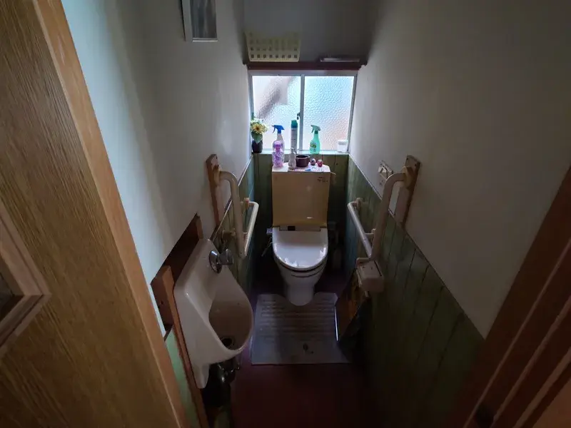 Slide 4