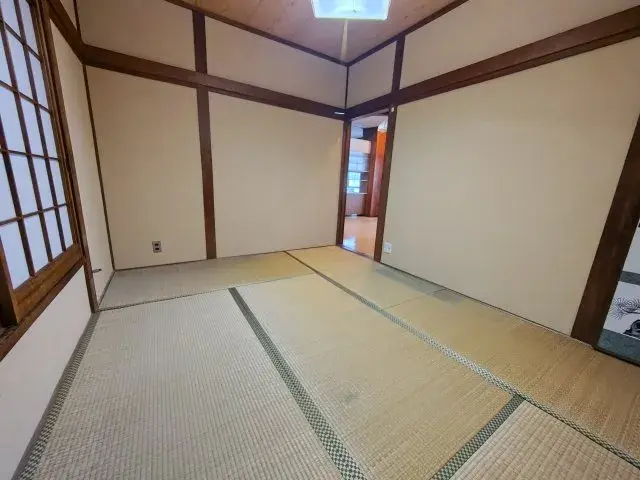 Slide 4