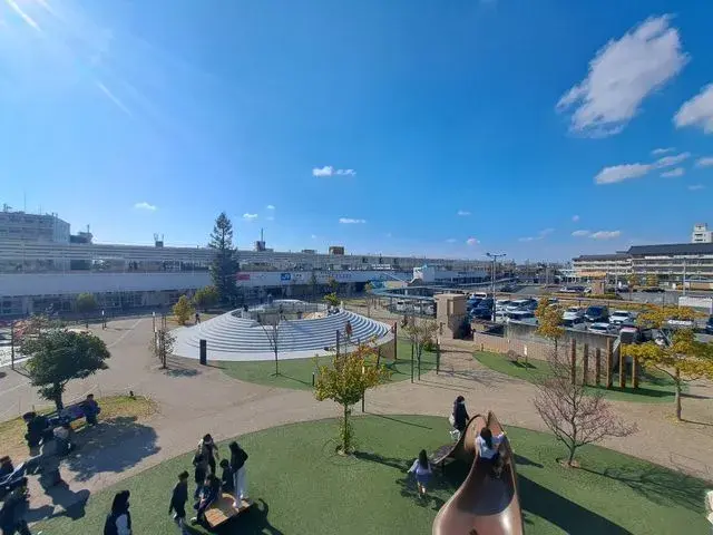Slide 4