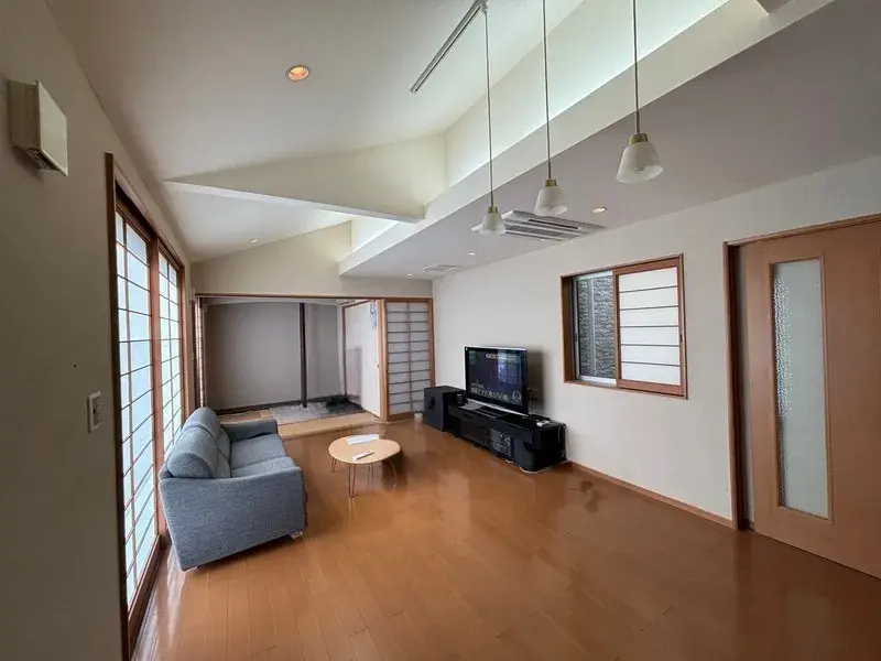 Slide 3