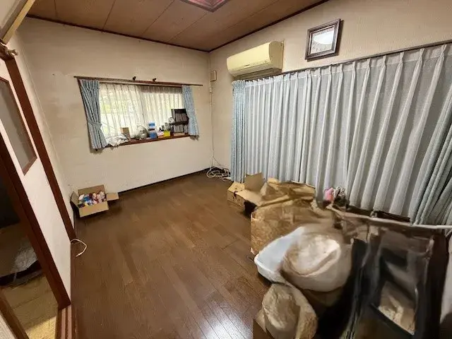 Slide 4