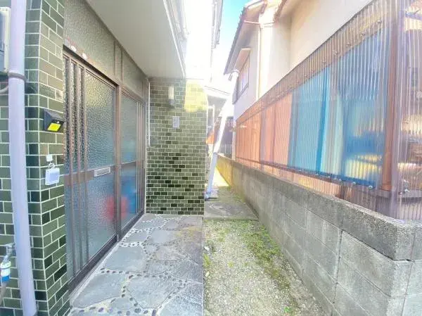 Slide 4