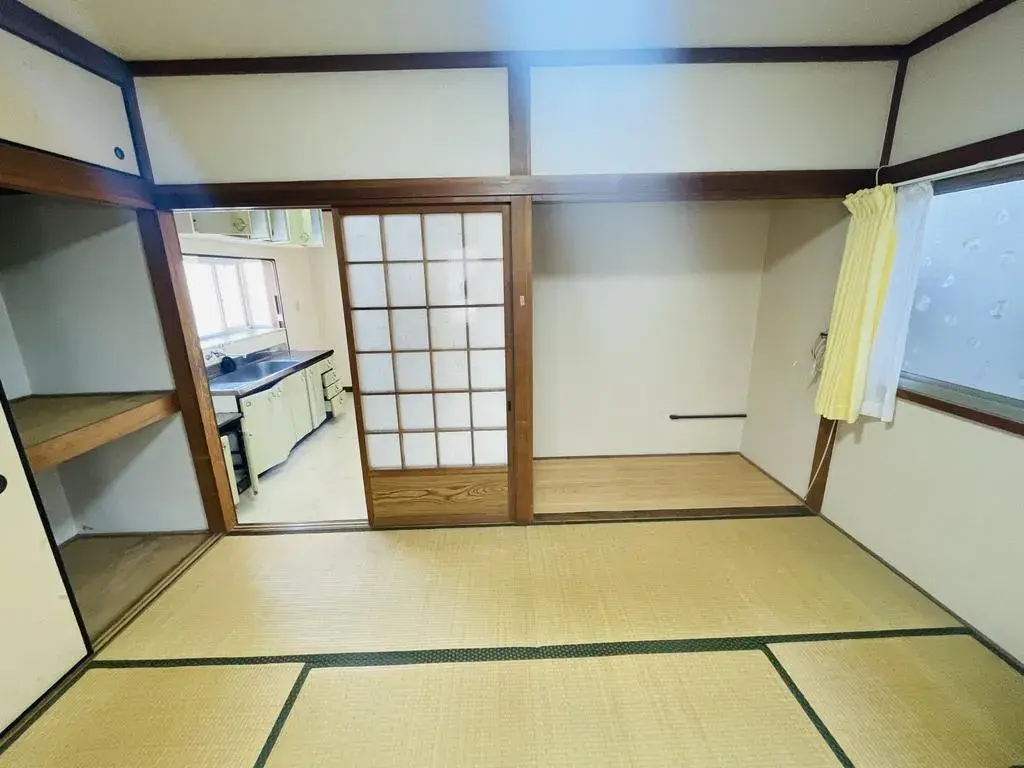 Slide 4