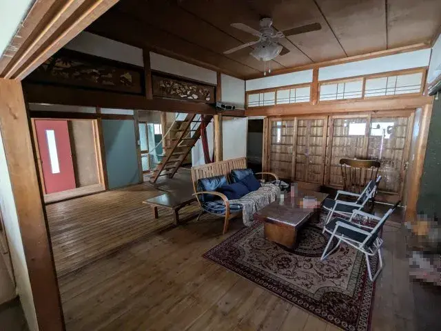 Slide 3