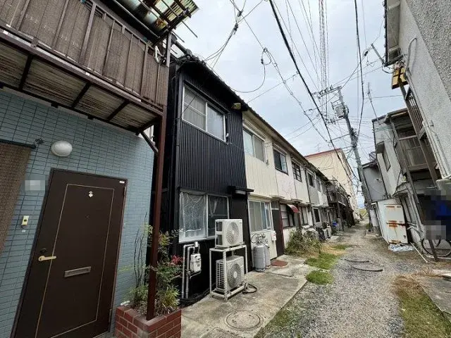 Slide 4