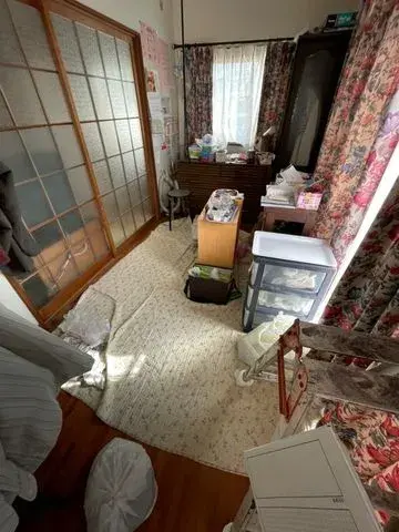 Slide 4