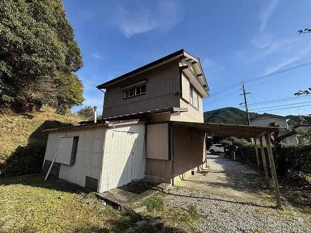 Slide 3