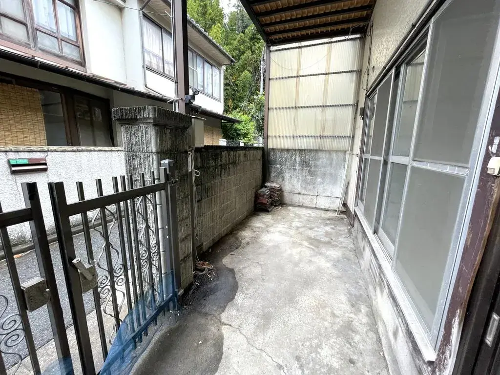Slide 4