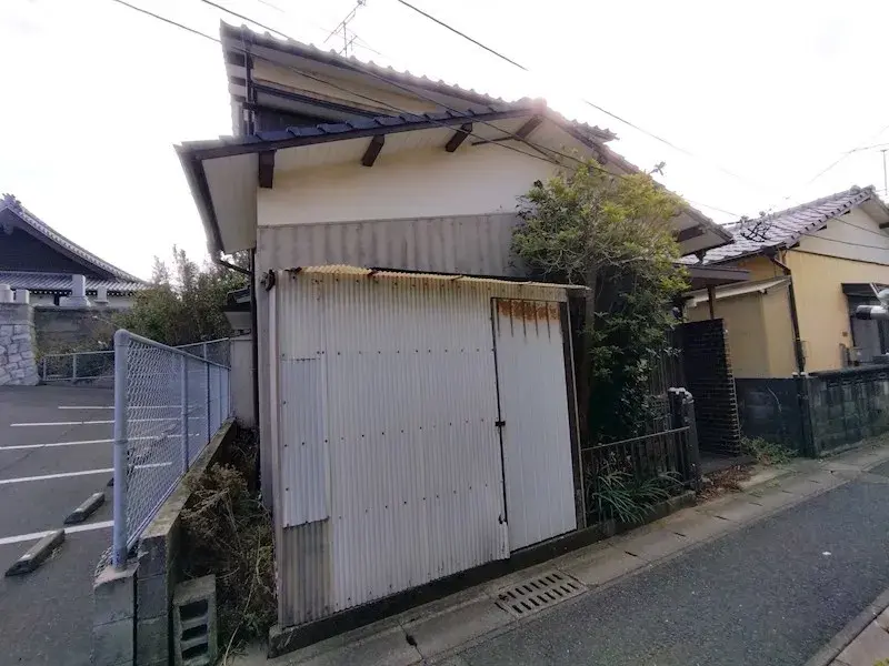 Slide 3