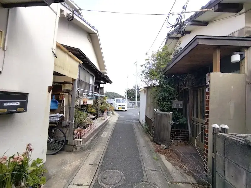 Slide 4