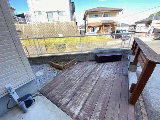 Slide 4