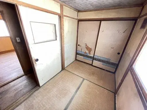 Slide 4