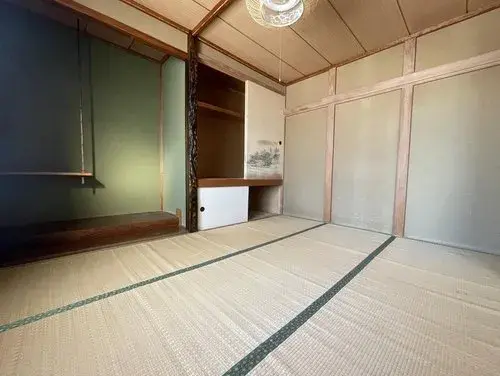 Slide 4
