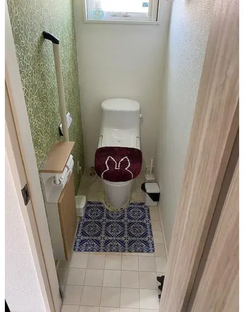 Slide 4