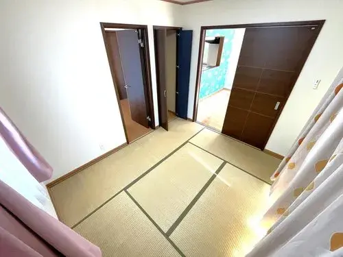Slide 4