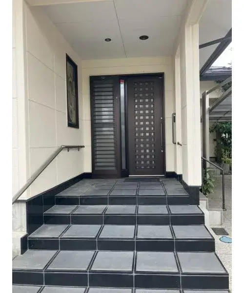 Slide 4