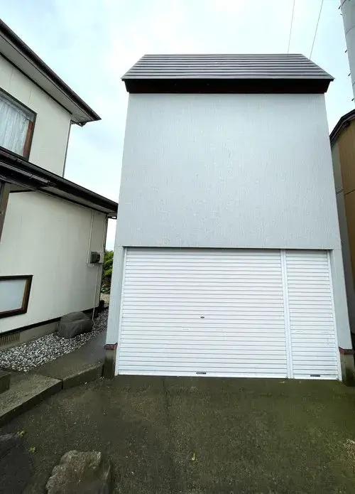 Slide 3
