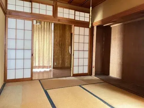 Slide 4