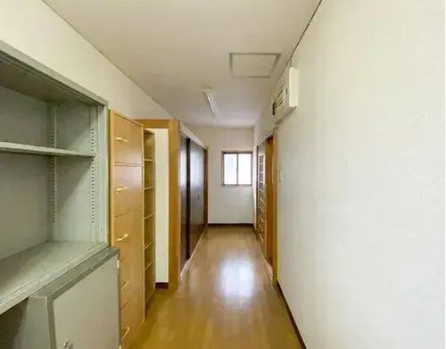 Slide 4
