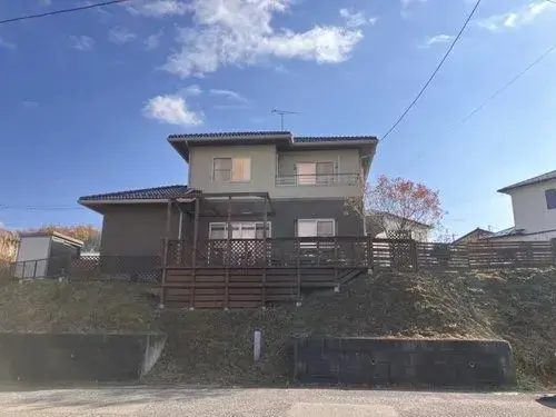 Slide 4