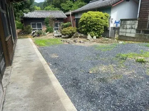 Slide 5