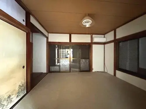 Slide 4