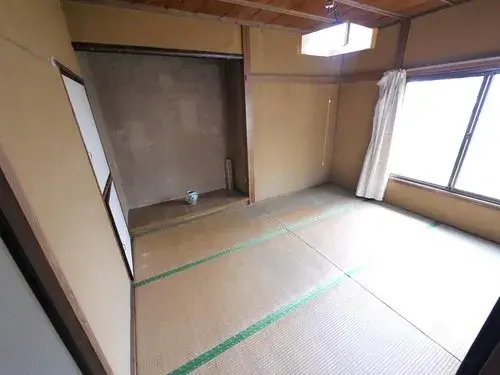 Slide 4