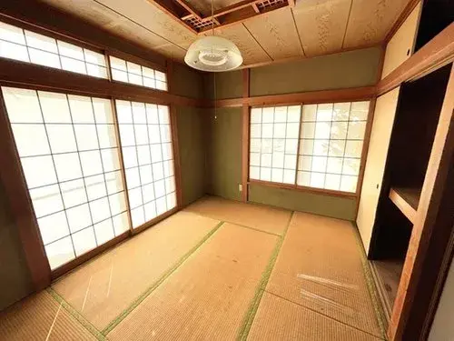 Slide 4