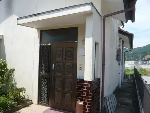Slide 4