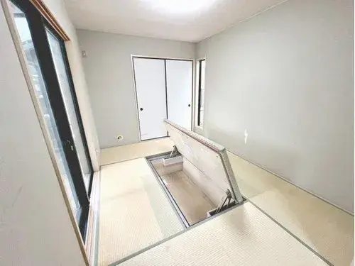 Slide 4