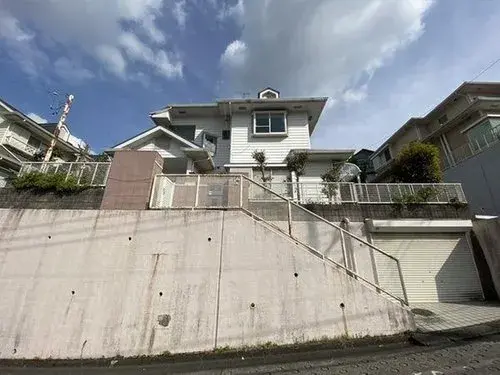 Slide 4