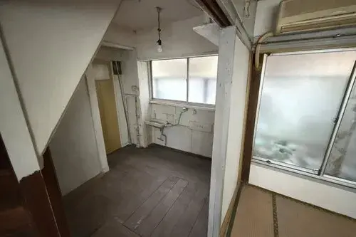 Slide 4