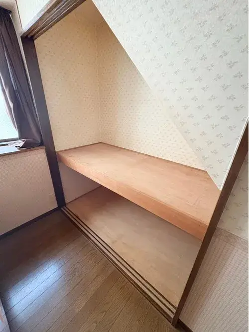 Slide 4