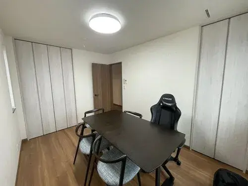 Slide 4