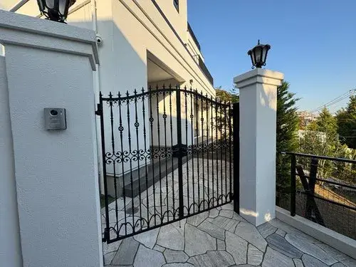 Slide 4