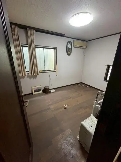 Slide 4