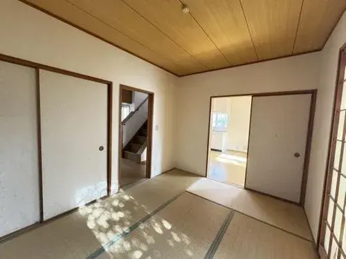 Slide 4