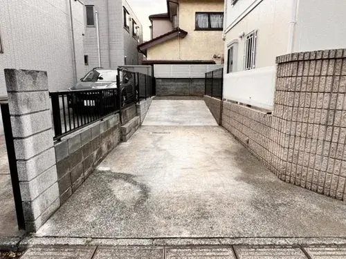 Slide 4