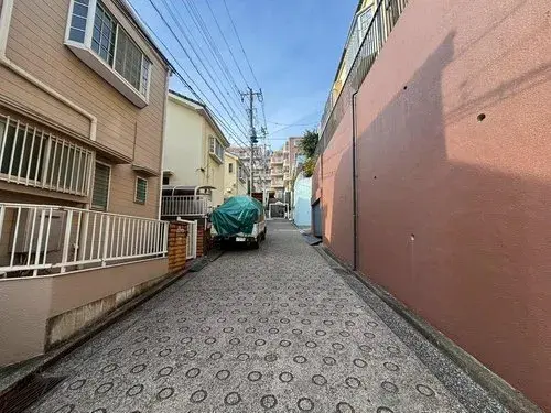 Slide 4