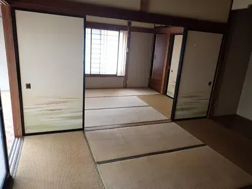 Slide 4