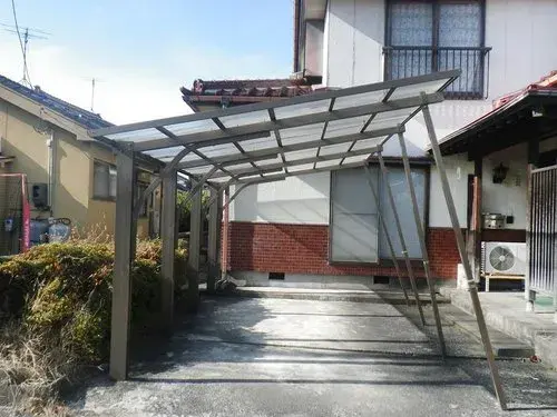 Slide 4