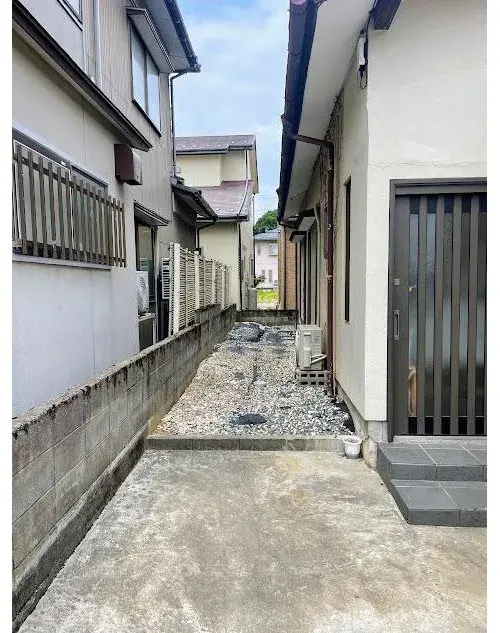 Slide 4