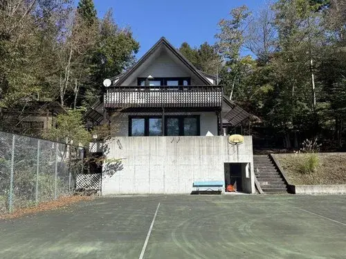 Slide 3